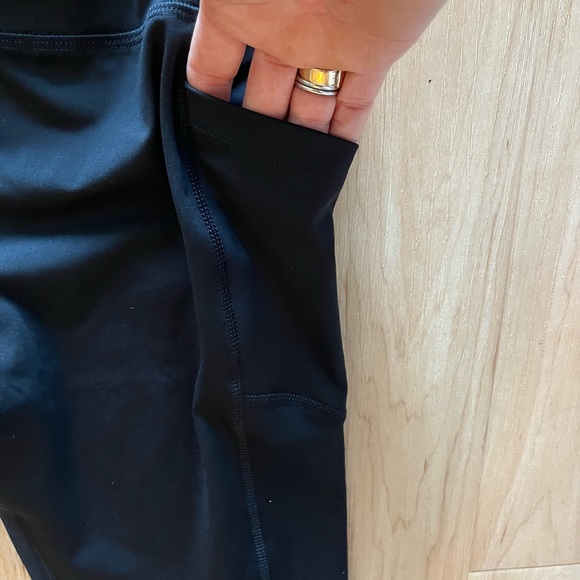 NWT AVIA black stretch yoga work out tights ankle length pants size Medium - Picture 5 of 7